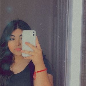 Meet your Posher, Alondra